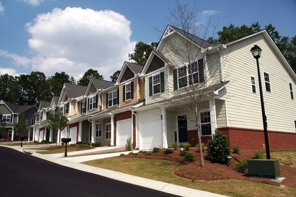 Key Differences in Condo Insurance vs. Homeowners Insurance Key Differences in Condo Insurance vs. Homeowners Insurance