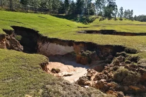 Florida Sinkhole Insurance and Your Homeowners Policy