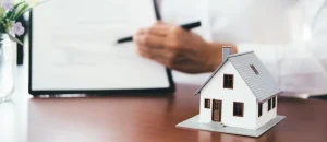 8 Pros and Cons of Independent Insurance Agents